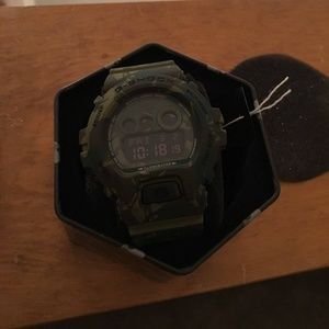 Men's camo watch